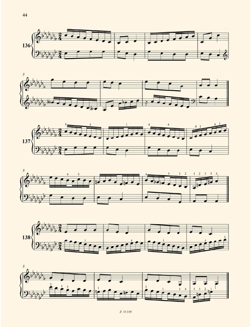 Mezo Miss Melody's Wardrobe Easy Variations for Piano